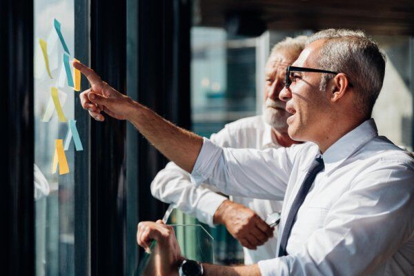 Precificação B2B: por que o preço baseado em valor e a IA viraram a nova fronteira competitiva Precificação B2B: por que o preço baseado em valor e a IA viraram a nova fronteira competitiva
